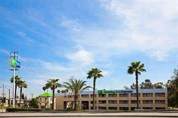 Fairfield & By Marriott Angeles 3*